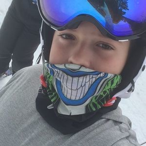 Meet your Posher, Grayson